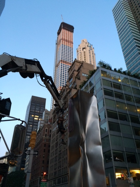 Ewerdt Hilgemann-Moments in a Stream-Park Avenue Mall-Implosion Sculptures-Stainless Steel-NYC-11