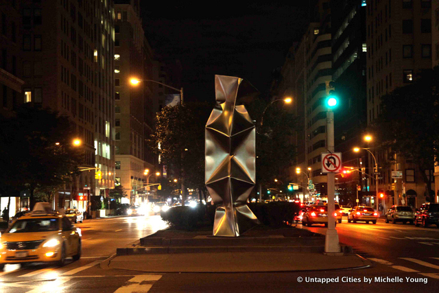 Ewerdt Hilgemann-Moments in a Stream-Park Avenue Mall-Implosion Sculptures-Stainless Steel-NYC.-14