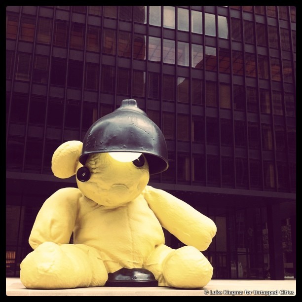 Urs Fischer-Untitled Lamp Bear-Seagram Building-Christie's-Park Avenue-NYC