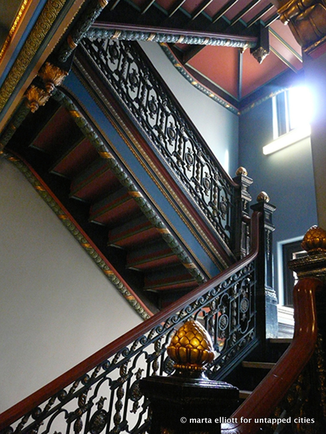 Masonic-hall-stairway-nyc-untapped