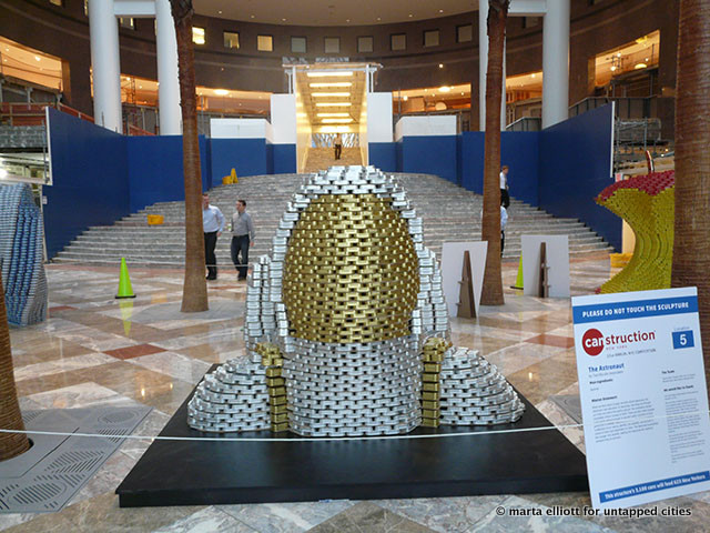 canstruction-astronaut-nyc-untapped-001