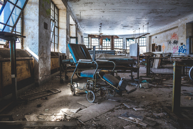 Abandoned Children's Hospital-Seaview Hospital-Staten Island-NYC-004