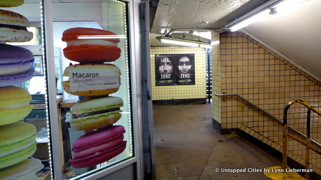 Bennys Delice-Macarons-Subway Entrance-BDFM-Rockefeller Center-Diamond District-47th Street-Avenue of the Americas-NYC-2