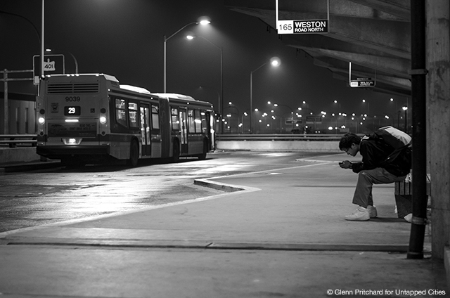 Commuters-Isolation-Transit-Toronto-Untapped Cities-Glenn Pritchard14