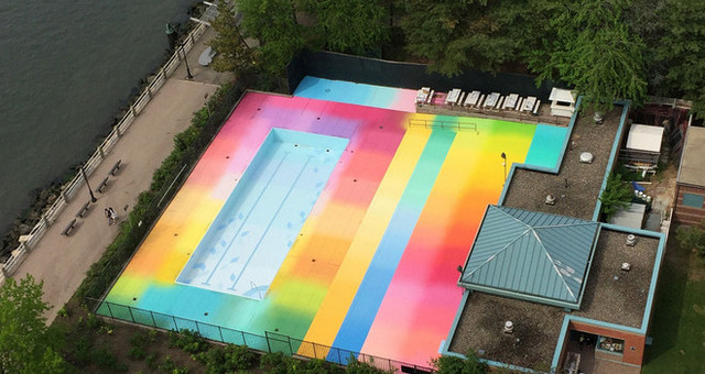 HOT TEA Rainbow Color Pool-NYC-Manhattan Park Apartment-Roosevelt Island-Street Art