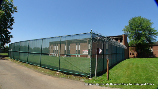 Orange is the New Black-Litchfield Correctional Facility-Rockland Psychiatric Center-Abandoned-Orangeburg-New York-Film Locations