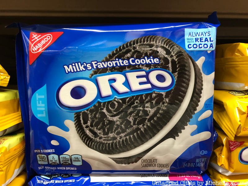a package of Oreo cookies