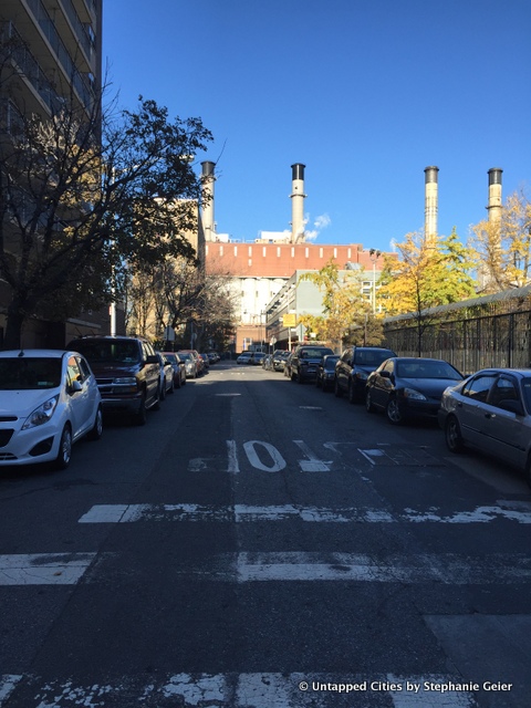 Szold Place-Henrietta-Dry Dock District-East Village-NYC=Untapped Cities-Stephanie Geier-street view 2