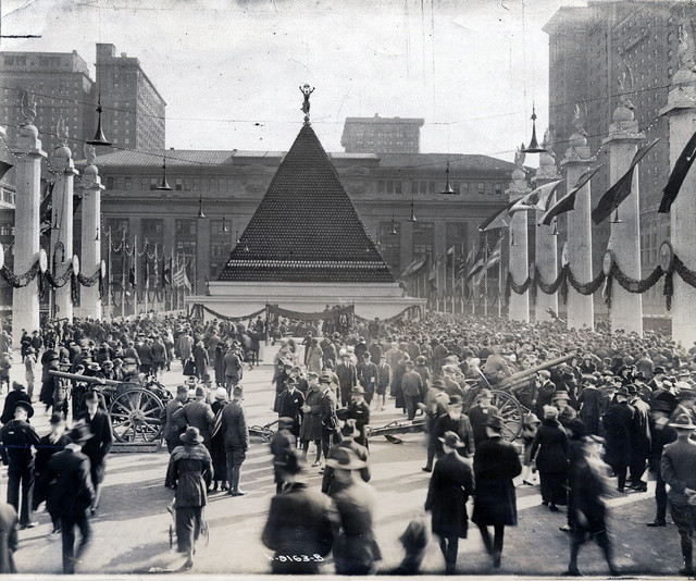 german-helmets-pyramid-victory-park avenue-war bonds-NYC