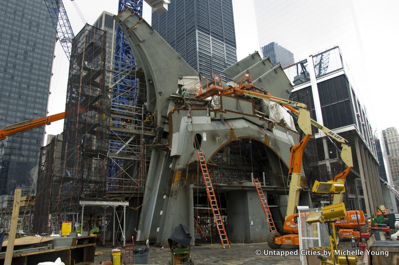 Calatrava Transportation Hub-Bird-WTC-NYC-Construction_2