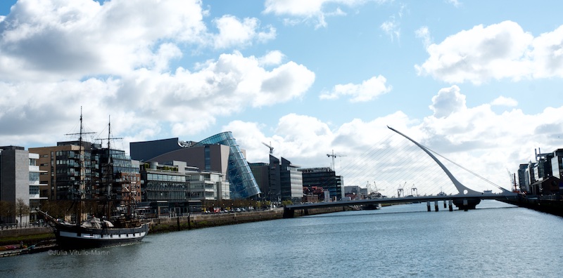 The Calatrava-designed bridge named for Beckett joins Rogerson's Quay south of the Liffey with North Wall Quay.