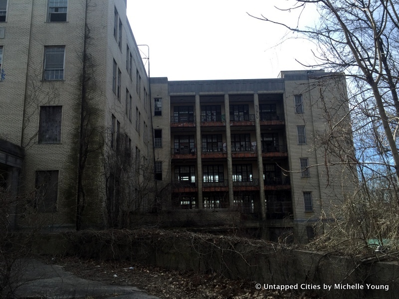 Abandoned Sea View Hospital-Buildings-Staten Island-NYC-031.JPG