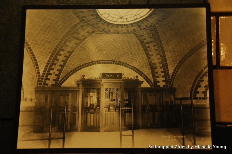 City Hall Subway Station-Abandoned-Decommissioned-NY Transit Museum-Tour-Untaped Cities-NYC-Vintage Photo-Mezzanine