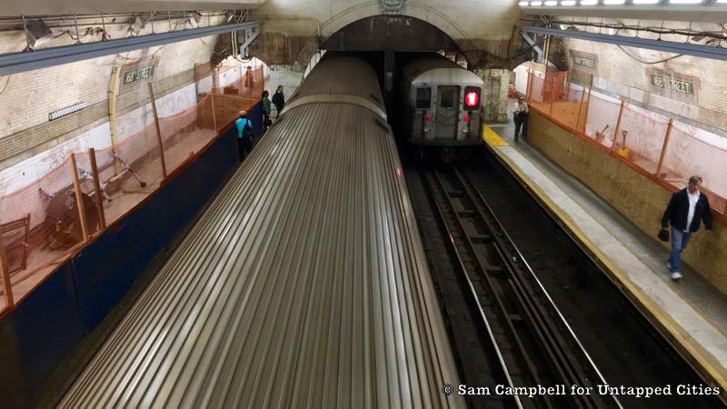 168_Street_Station-Subway-Train-Washington_Heights-NYC