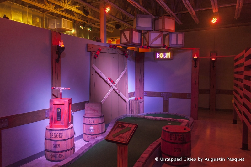 03-shipwreck-mini-golf-red-hook-brooklyn-nyc-untapped-cities_2