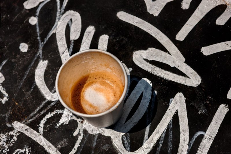 morning-joe-abandoned-discarded-coffee-cups-photography-david-joseph-fine-art-nyc-8