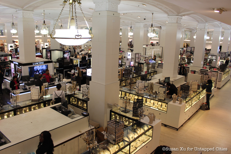 A look back at Lord & Taylor's splashy move to Fifth Avenue in