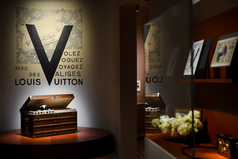 LVMH on X: “Volez, Voguez, Voyagez” exhibition in NY celebrates the strong  ties between @LouisVuitton and the U.S.    / X