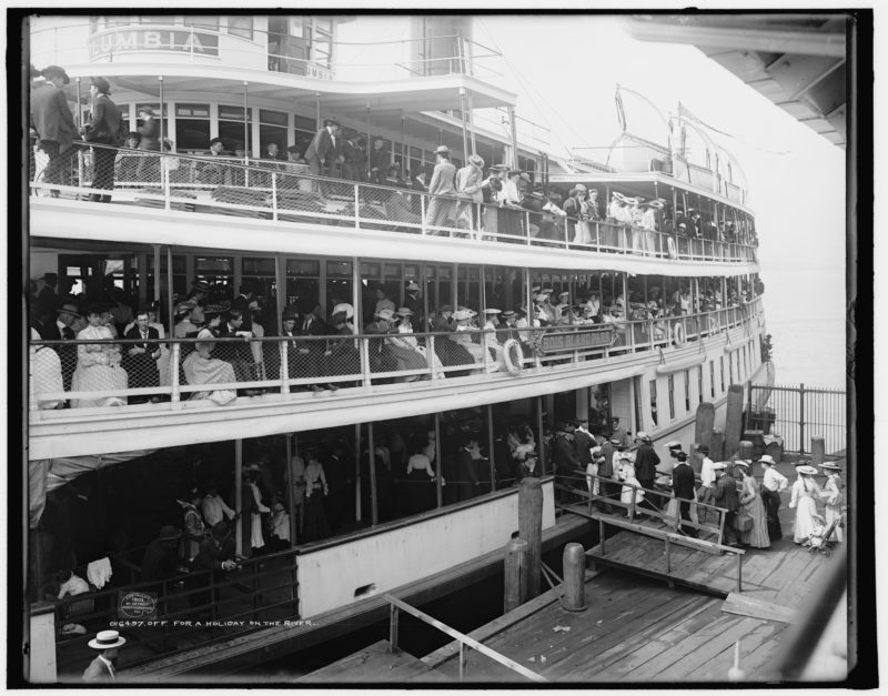 Passengers boarding the SS Columbia
