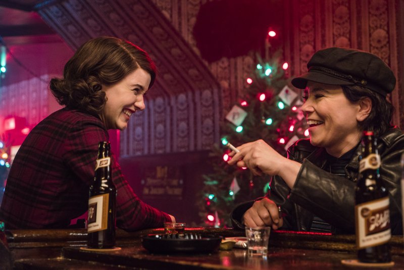 Midge and Susie at Kettle of Fish in the Marvelous Mrs. Maisel