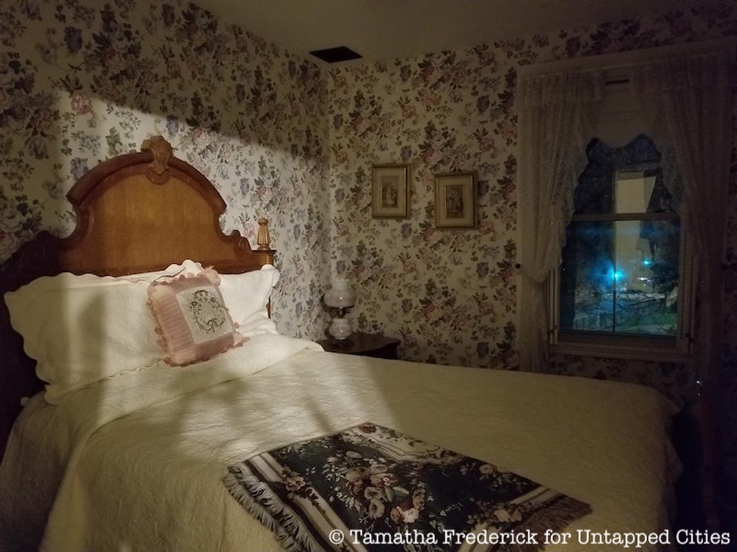 sleep at the lizzie borden house bed and breakfast museum untapped new york