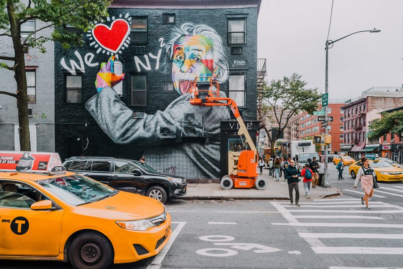 new york street art walking tour