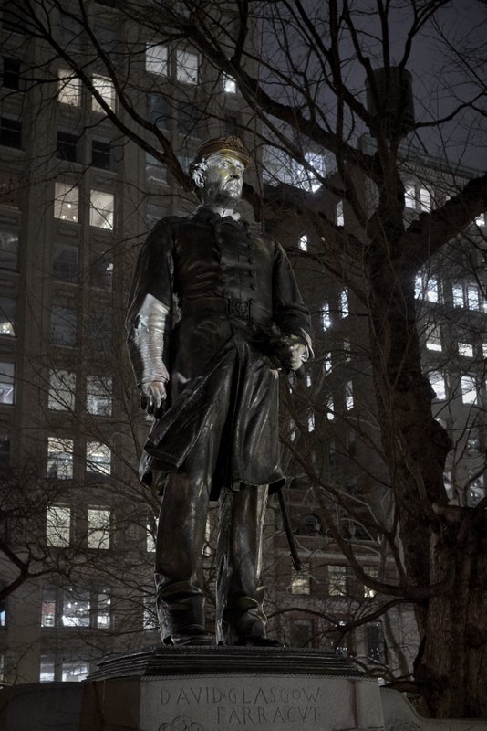 Admiral David Glasgow Farragut statue with Krzysztof-Wodiczko monument projection