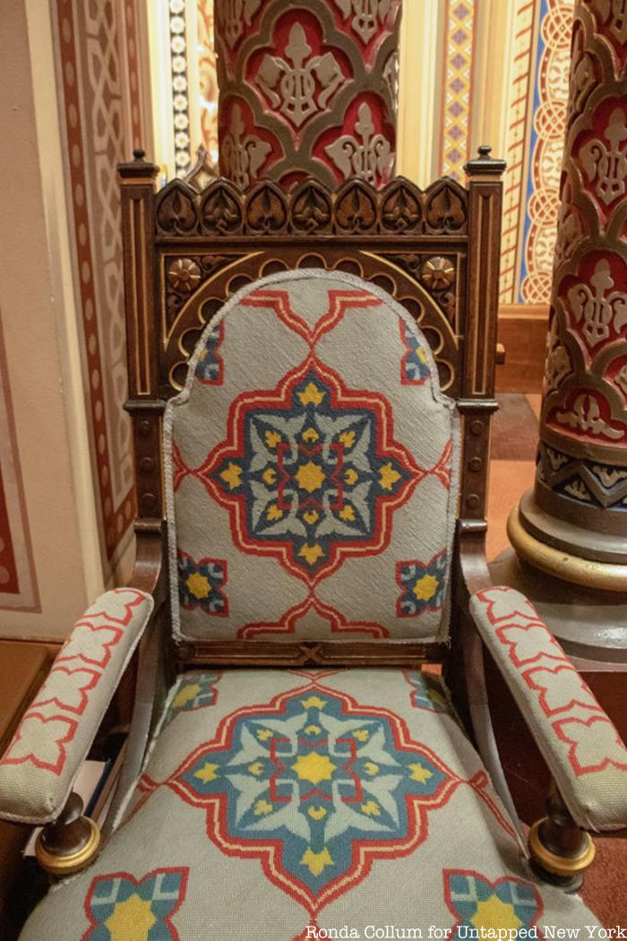 Original Bimah chair in Central Synagogue