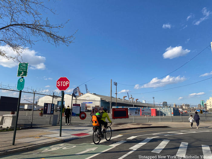 Bike lane near Brooklyn Cruise Terminal
