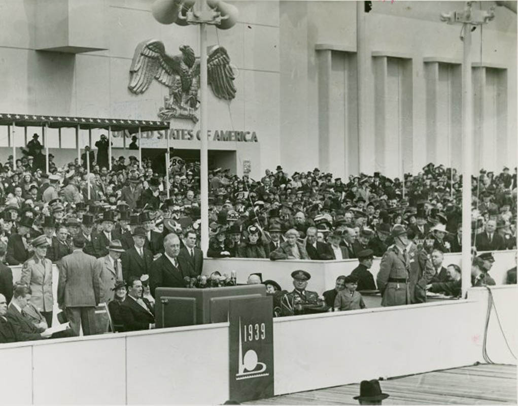 FDR making opening day speech at 1939 World's Fair