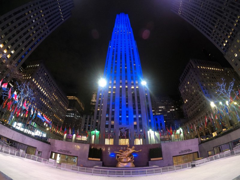 Rockefeller Center 30 Rock lit in blue