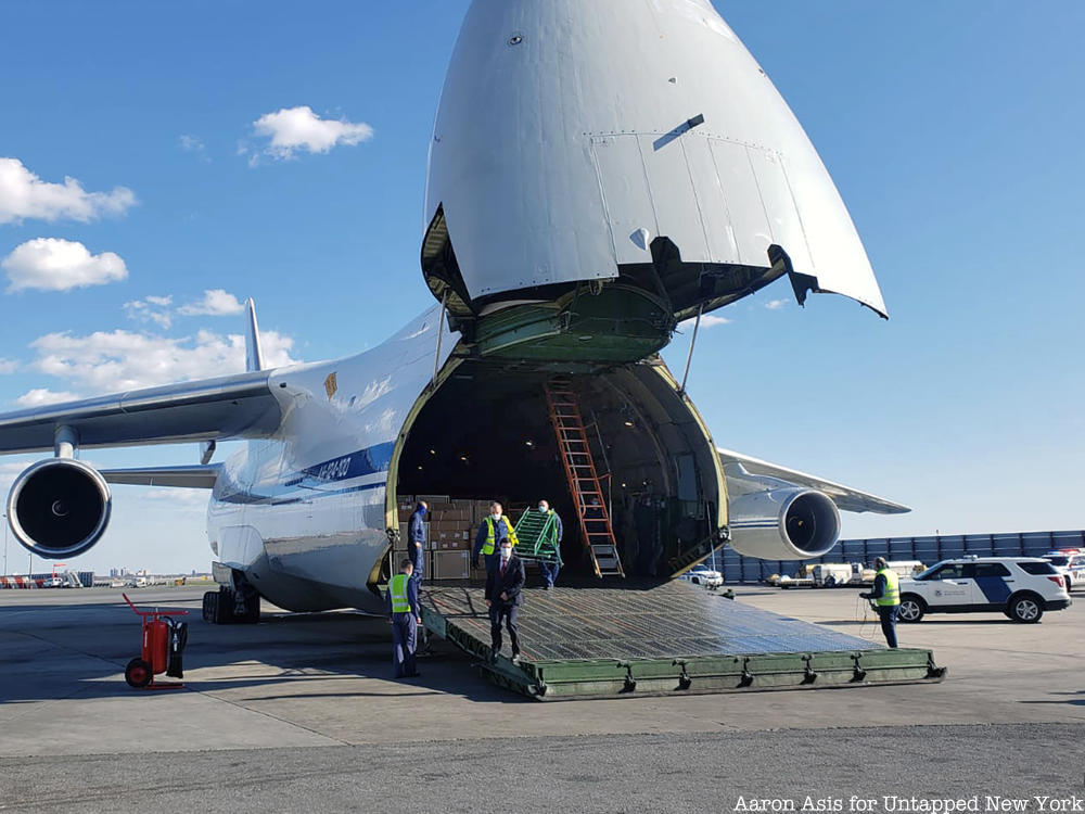 Photos Cargo Plane From Russia Arrives At Jfk Airport With Medical Supplies Sent By Putin Untapped New York
