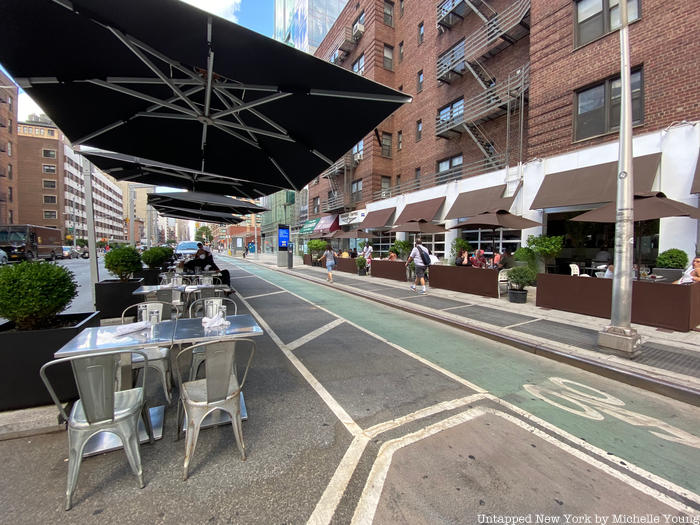 Outdoor dining in parking spaces in Chelsea