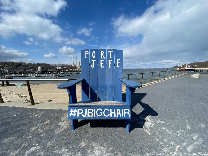Port Jefferson Big Chair