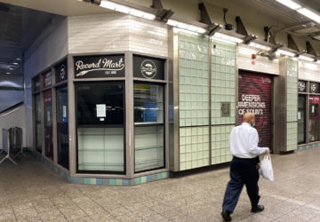Record Mart Closed in Tiimes Square subway station