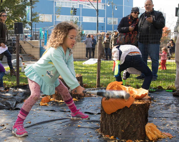 Halloween Events NYC: Pumpkin smash at Hudson River Park