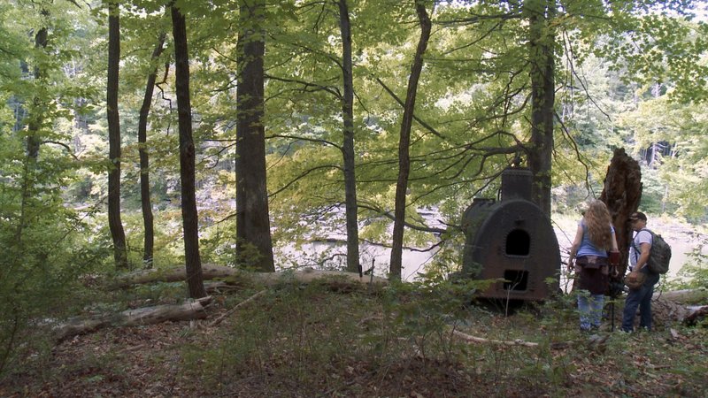 Abandonado todavía en el bosque, cerca de la ubicación de holandés Schulz tesoro?Crédito de la foto: Yap Films