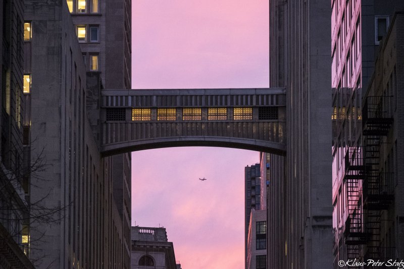 MetLife skybridge at sunset