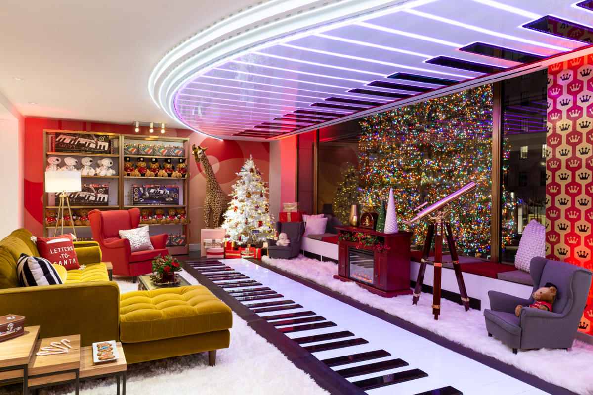 Living room inside the FAO Schwarz airbnb