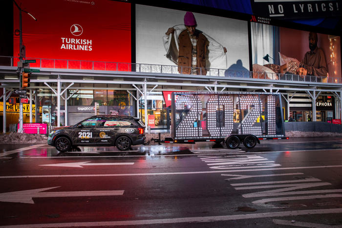 Times Square numerals arrive in NYC