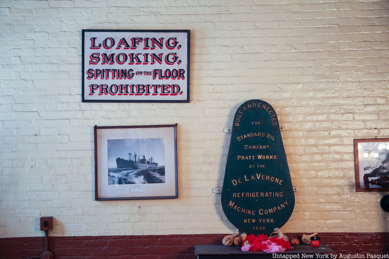 Loafing smoking spitting prohibited Signage inside Pratt institute power plant