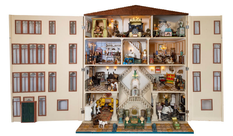 Complete dollhouse in The Fisher Dollhouse: A Venetian Palazzo in Miniature