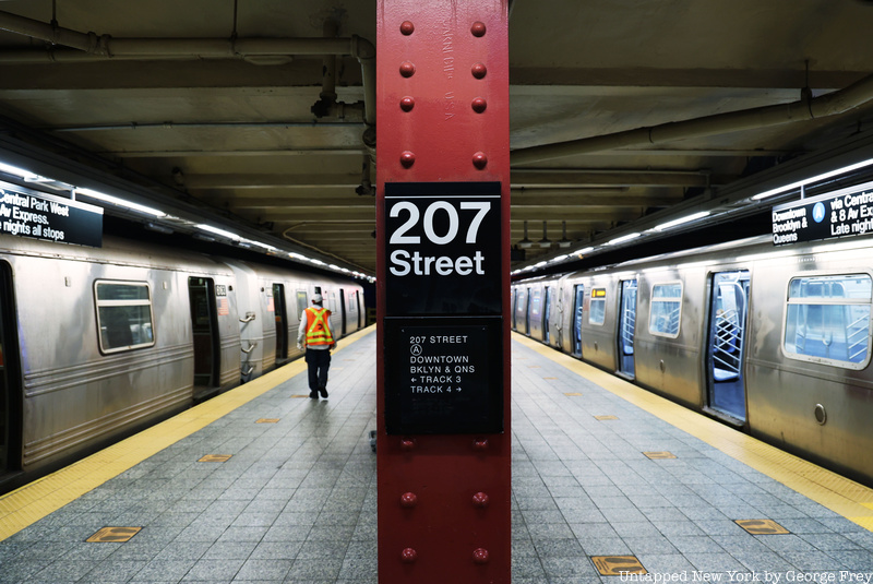 207th street platform