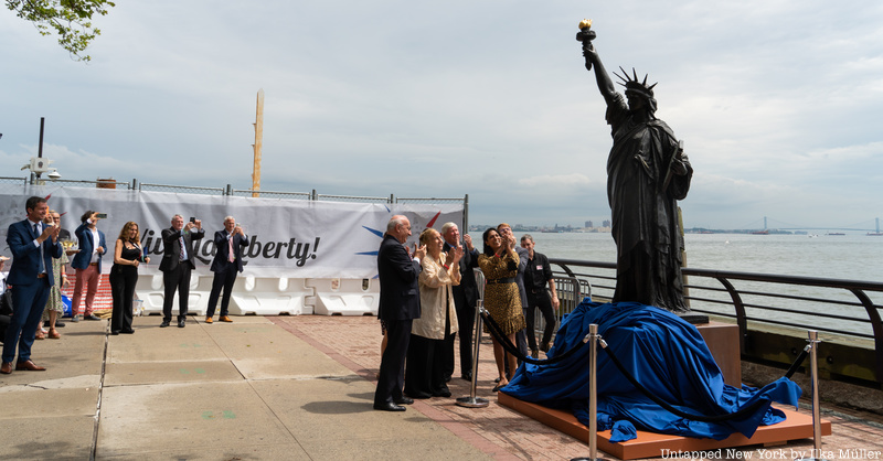 Unveiling of Statue of Liberty replica