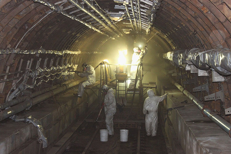 Path Train tunnel repairs underground.