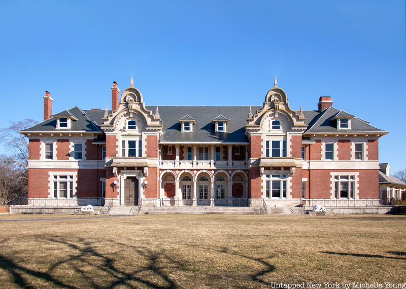 Idle Hour Vanderbilt Estate in Oakdale Long Island, former site of Dowling College
