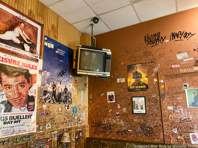 old TV at Burger Joint