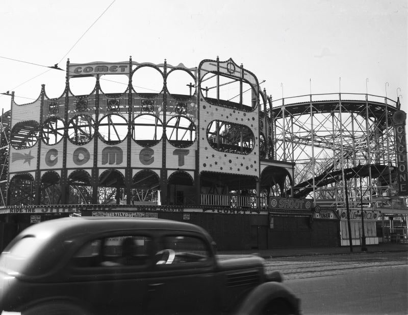 Comet and Cyclone roller coasters in 1940