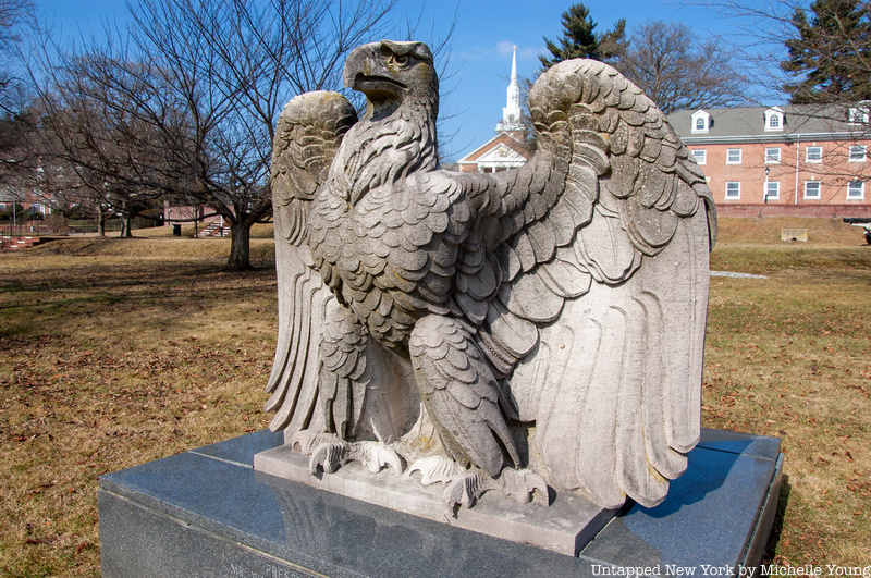 Valley Forge's Penn Station eagle 