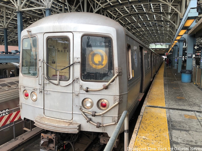 Q train on the platform